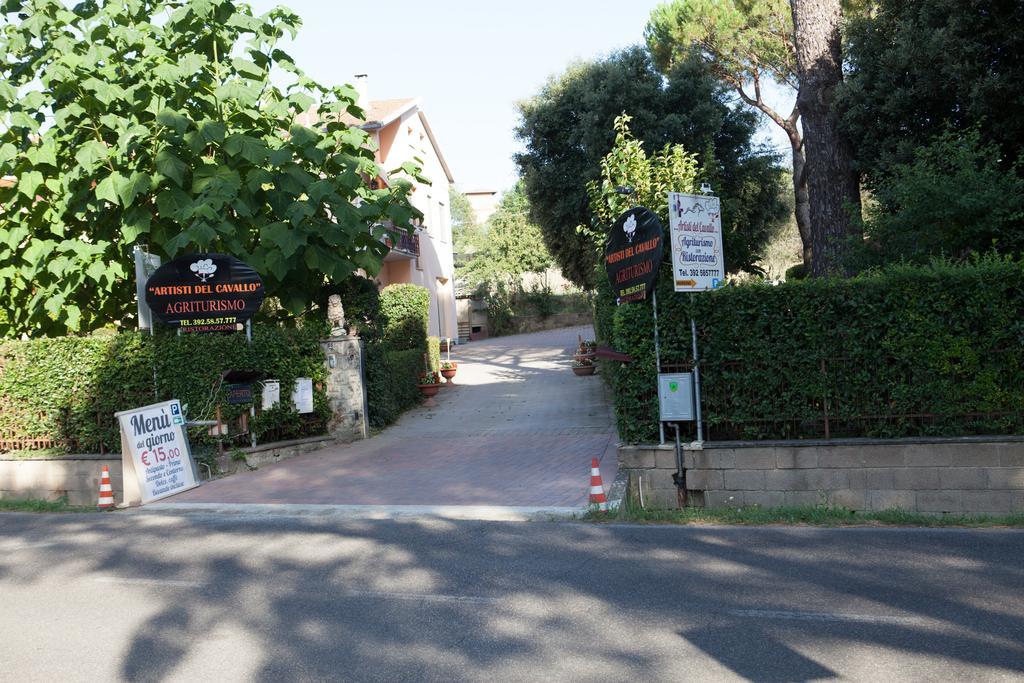 Agriturismo Artisti Del Cavallo อาเรซโซ ภายนอก รูปภาพ